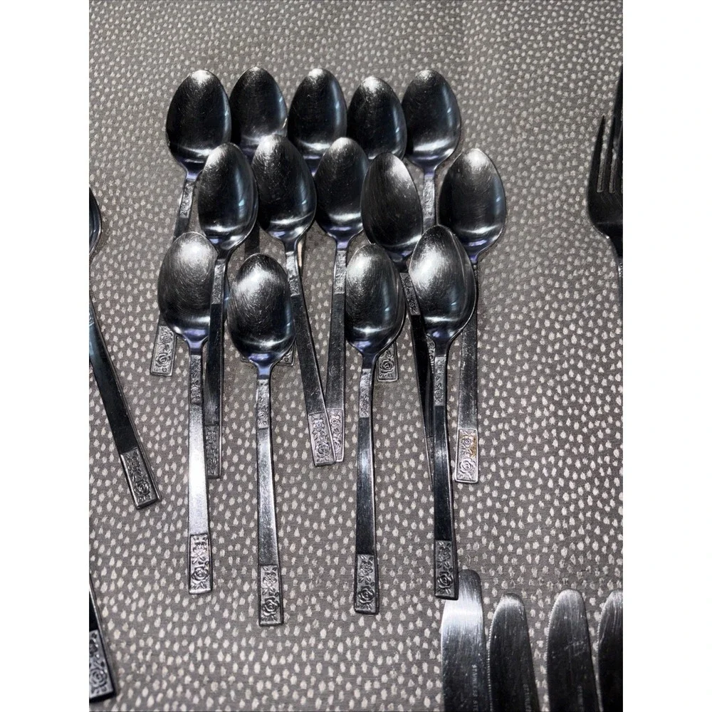 60 Stanley Roberts Rogers SRB115 Stainless Flatware Korea Knives Spoons Forks